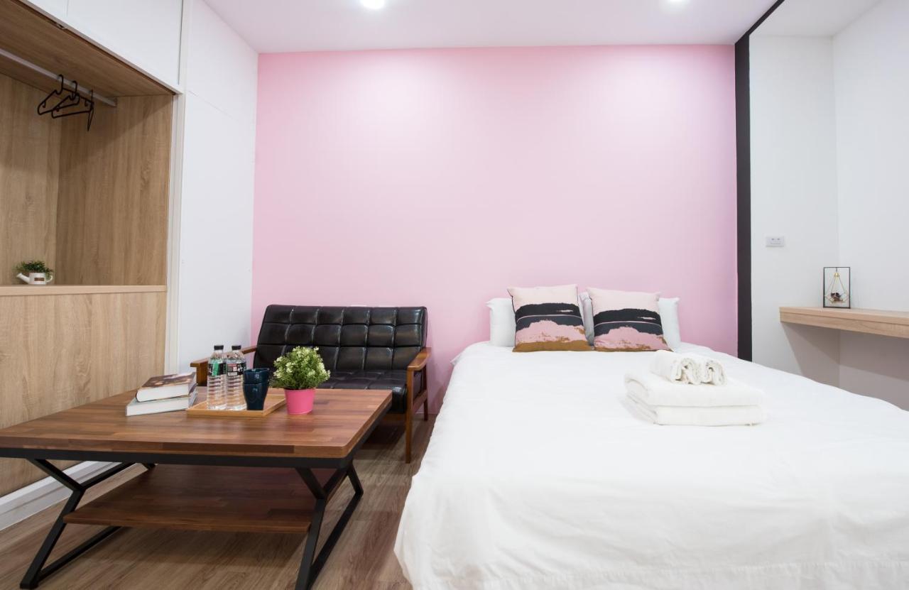 Bird Series B&B&Hostel複合式民宿#本國旅客須先匯款 Tainan Exterior foto